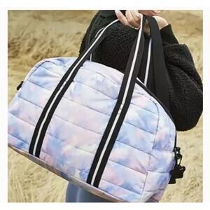 PINK VICTORIA'S SECRET RAINBOW SUNSET TIE DYE QUILTED DUFFLE BAG NWT